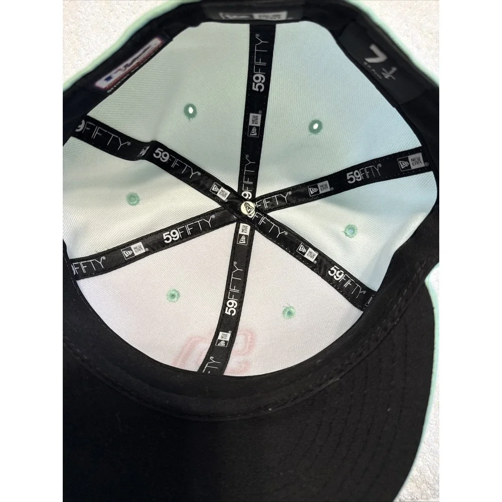 New Era San Diego Padres 59FIFTY Fitted Cap Light Green Pink Size 7 1/4